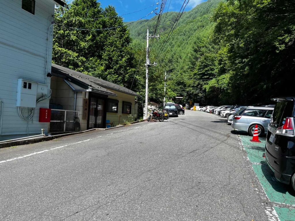 相変わらずの車の多さ