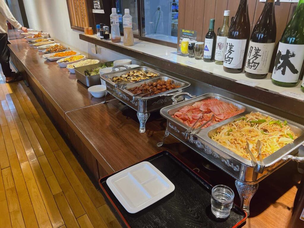 みくりが池温泉の朝食バイキング