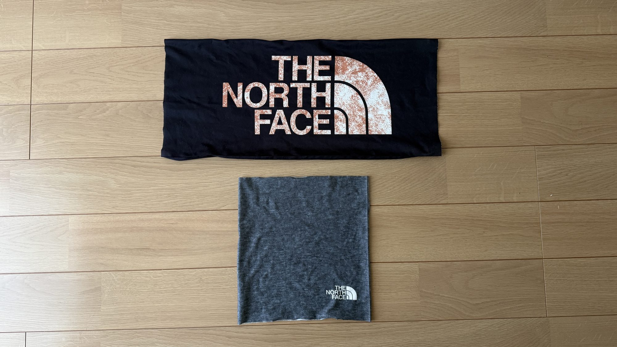 THE NORTH FACEのネックゲイター大小2枚